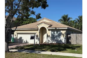 16605 SW 68th Terrace, Miami, FL 33193, Sold 01/24/25