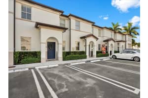 8001 W 36th Ave, Hialeah, FL 33018, Sold 01/31/25