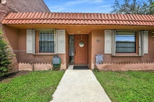 30 Toledo Ct, Davie, FL 33324, Sold 03/27/25
