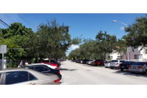 1275 Marseille Dr 42, Miami Beach