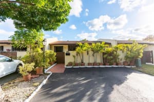 13750 Kendale Lakes Dr, Miami, FL 33183, Sold 02/05/25