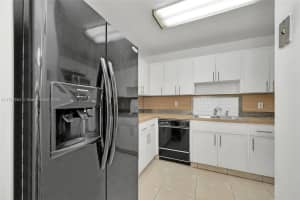 5050 NW 7th St APT 202, Miami, FL 33126, Sold 06/26/25