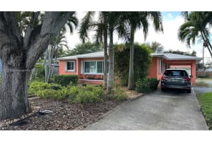 1623 S Palmway, Lake Worth Beach, FL 33460, Sold 04/18/25