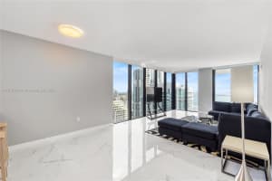 1010 Brickell, 1010 Brickell Ave, Miami, FL 33131, Sold 04/25/25