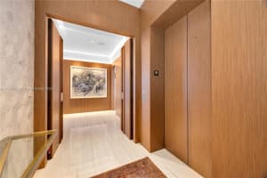 2811 S Bayshore Dr, Miami, FL 33133, Sold 05/15/25