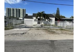 3529 Nw 34th St Back Miami, FL 33142 - MLS#A11710732