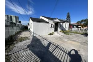 3529 Nw 34th St Back Miami, FL 33142 - MLS#A11710732