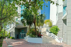110 Washington Ave, Miami Beach, FL 33139, Sold 04/15/25