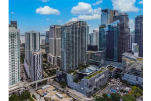 68 SE 6th St Apt 2803, Miami, FL 33131, Sold 05/30/25