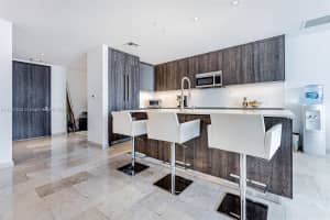 68 SE 6th St Apt 2803, Miami, FL 33131, Sold 05/30/25
