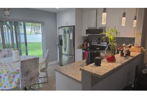 453 Lakewood Cir, Margate, FL 33063, Sold 02/28/25