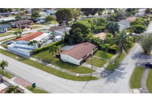 4401 SW 95th Ave, Miami, FL 33165, Sold 02/13/25