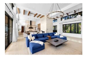 71 Lagorce Cir, Miami Beach, FL 33141, Sold 01/17/25