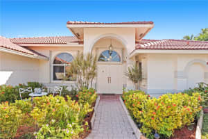 10224 SW 12th St, Pembroke Pines, FL 33025, Sold 01/30/25
