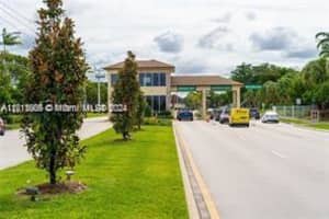 13455 Sw 9th Ct 113j, Pembroke Pines