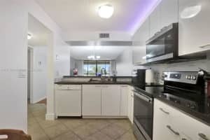 6219 Coral Lake Dr #207, Margate, FL 33063, - MLS#A11711042