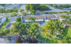 4967 SW 129th Ct, Miami, FL 33175, Sold 02/24/25