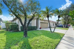 18330 NW 8th St, Pembroke Pines, FL 33029, Sold 01/31/25