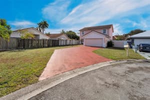 18904 NW 54th Ave, Miami Gardens, FL 33055, Sold 01/23/25