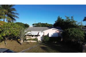 Center St, Lake Worth Beach, FL 33461, Sold 03/21/25