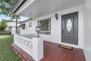 7220 NW 1st St, Pembroke Pines, FL 33024, Sold 01/14/25