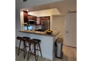 3105 NE 184th St, Aventura, FL 33160, Sold 02/14/25
