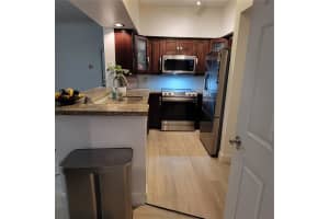 3105 NE 184th St, Aventura, FL 33160, Sold 02/14/25