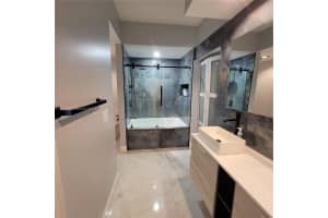 3105 NE 184th St, Aventura, FL 33160, Sold 02/14/25