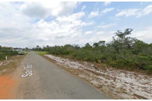 6831 San Benito Dr Sebring, FL 33872 Sold 01/15/25