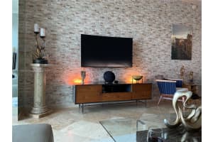 100 South Pointe Dr APT 1602, Miami Beach, FL 33139, Sold 05/15/25