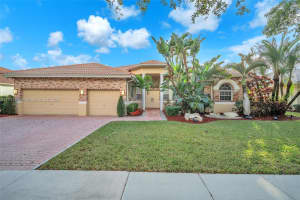 5079 Waters Edge Way, Cooper City, FL 33330, Sold 02/25/25