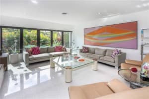 712 S 10th Ave, Hollywood, FL 33019, Sold 03/17/25