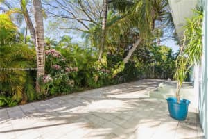 9156 Froude Ave, Surfside, FL 33154, - MLS#A11711677