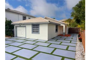 10482 SW 161st Ave, Miami, FL 33196, Sold 04/07/25