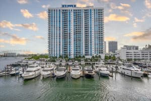 17301 Biscayne Blvd 305, North Miami Beach