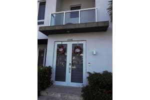 6308 Nw 104th Path 6308, Doral