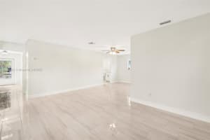 11899 Nw 24th St Coral Springs, FL 33065 - MLS#A11711862