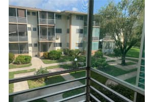 1395 Ne 167th St 209, Miami