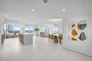 400 South Pointe Dr, Miami Beach, FL 33139, Sold 06/12/25