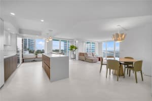 400 South Pointe Dr, Miami Beach, FL 33139, Sold 06/12/25