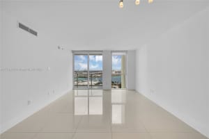 253 NE 2nd St, Miami, FL 33132, Sold 03/05/25
