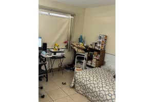 852 NE 209th St APT 102, Miami, FL 33179, Sold 05/28/25
