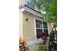 15076 SW 51st St, Davie, FL 33331, Sold 04/24/25