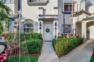 2205 SE 26th Ln, Homestead, FL 33035, Sold 04/18/25