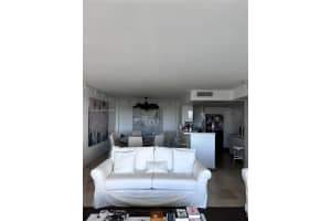 177 Ocean Ln Dr, Key Biscayne, FL 33149, Sold 02/03/25