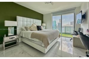 92 SE 3rd St, Miami, FL 33131, Sold 01/06/25