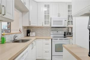 17050 NE 14th Ave APT 315, North Miami Beach, FL 33162, Sold 05/30/25