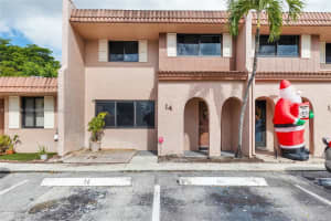 14 Seville Cir, Davie, FL 33324, Sold 06/26/25
