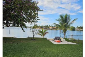 18360 NW 78th Ave, Hialeah, FL 33015, Sold 07/03/25