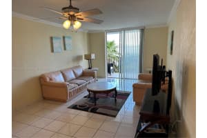 720 Collins Ave 404, Miami Beach, FL 33139 - MLS#A11712541